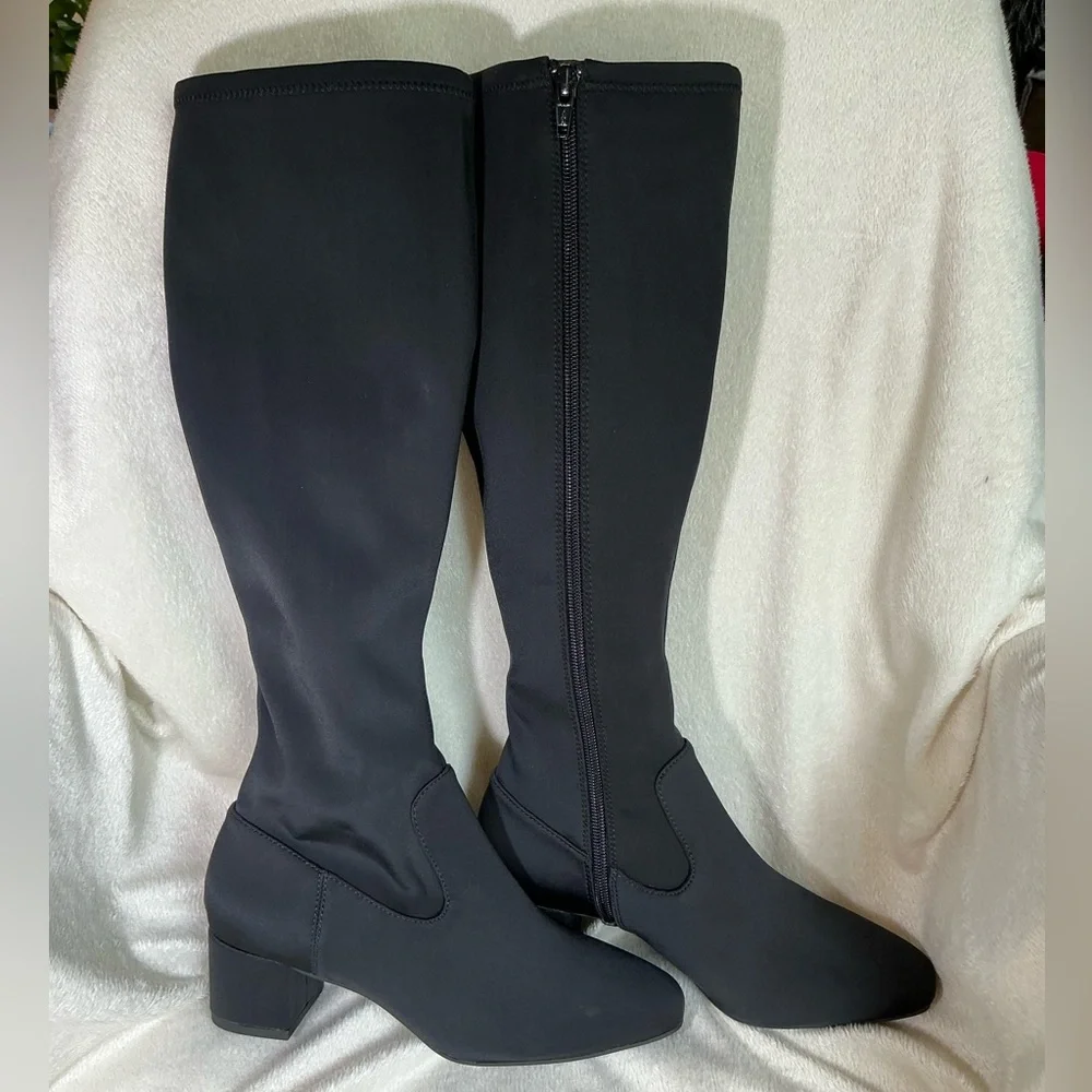NEW Alex Marie Zip Up Knee High Fabric Black Boots NWT women’s size 6.5